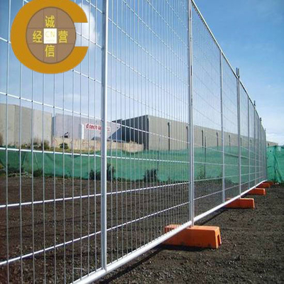 低炭素で溶接された外壁建築のための一時的なフェンシングパネル